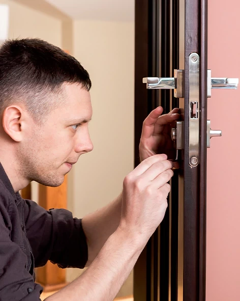 : Professional Locksmith For Commercial And Residential Locksmith Services in Tulare, CA