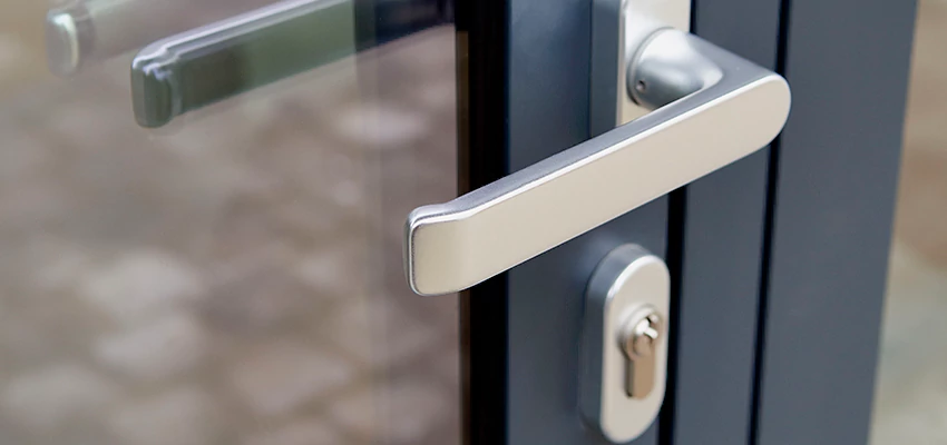 Broken Door Lock Cylinder Repair in Tulare, California