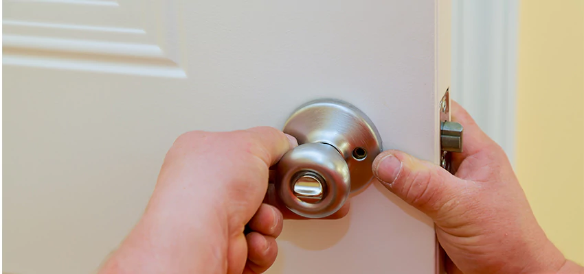 After-hours Locksmith For Lock And Key Installation in Tulare, CA
